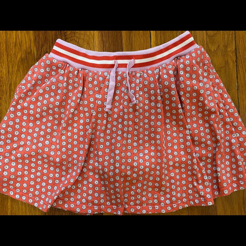 print scooter skirt with attached tumble short